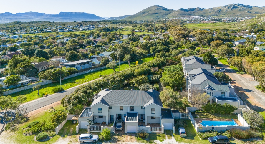 3 Bedroom Property for Sale in Kommetjie Western Cape